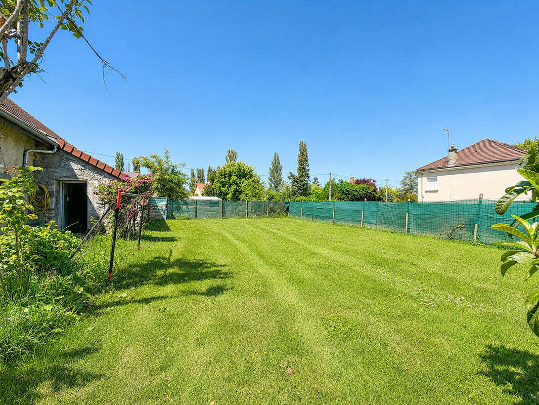 Maison 186 m² à Bellerive-Sur-Allier  - photo 3