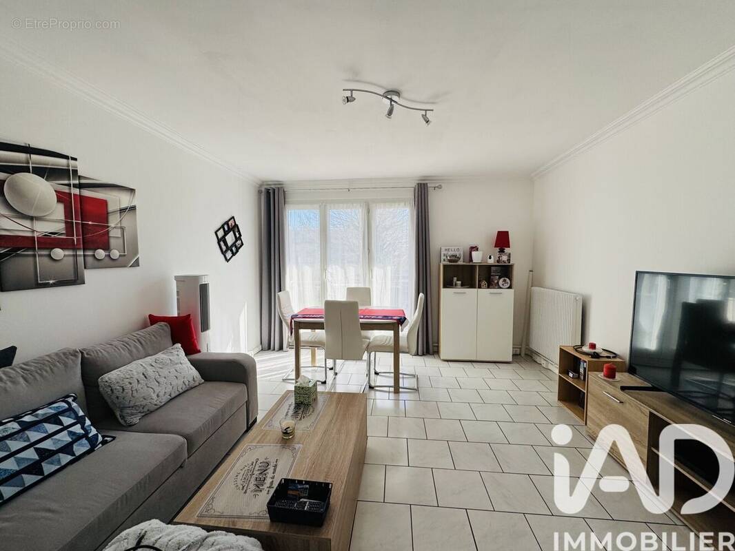 Photo 1 - Appartement à BOIS-D'ARCY