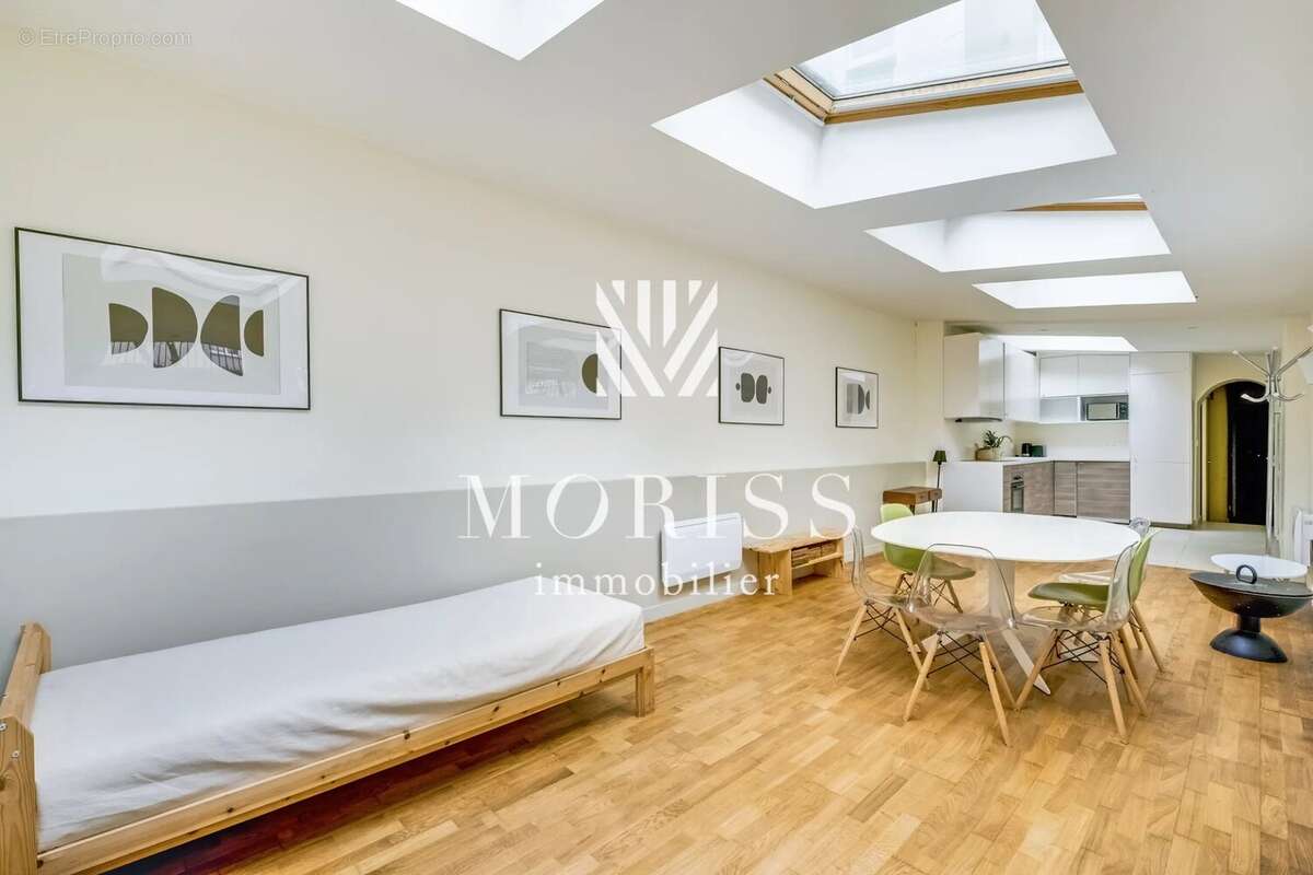 Appartement à PARIS-18E