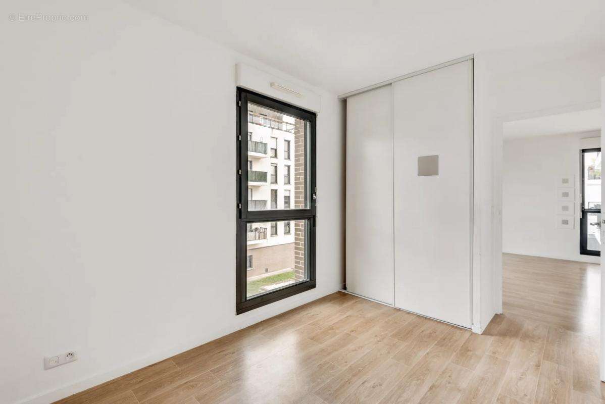 Appartement à AUBERVILLIERS
