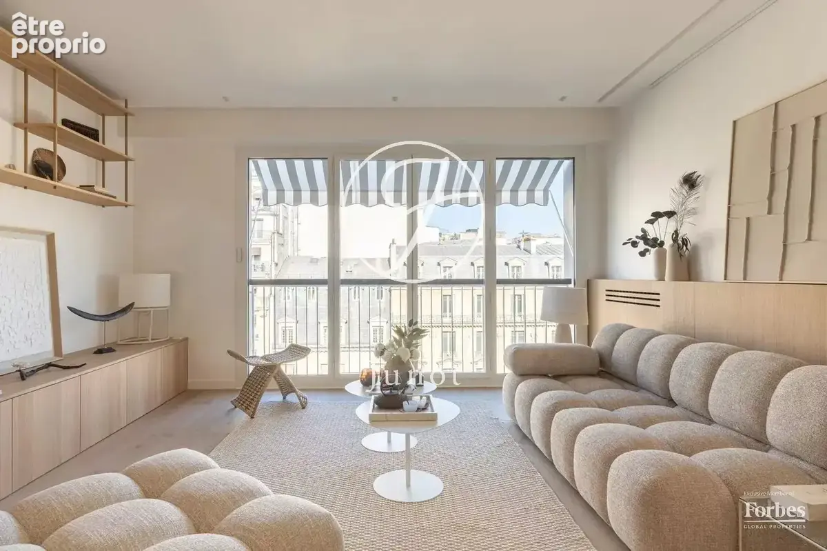 Paris 8e - GEORGE V - Appartement - 3 pièces - 80,51m² Carrez - 1 chambre - Somptueuse vue dégagée - photo 2