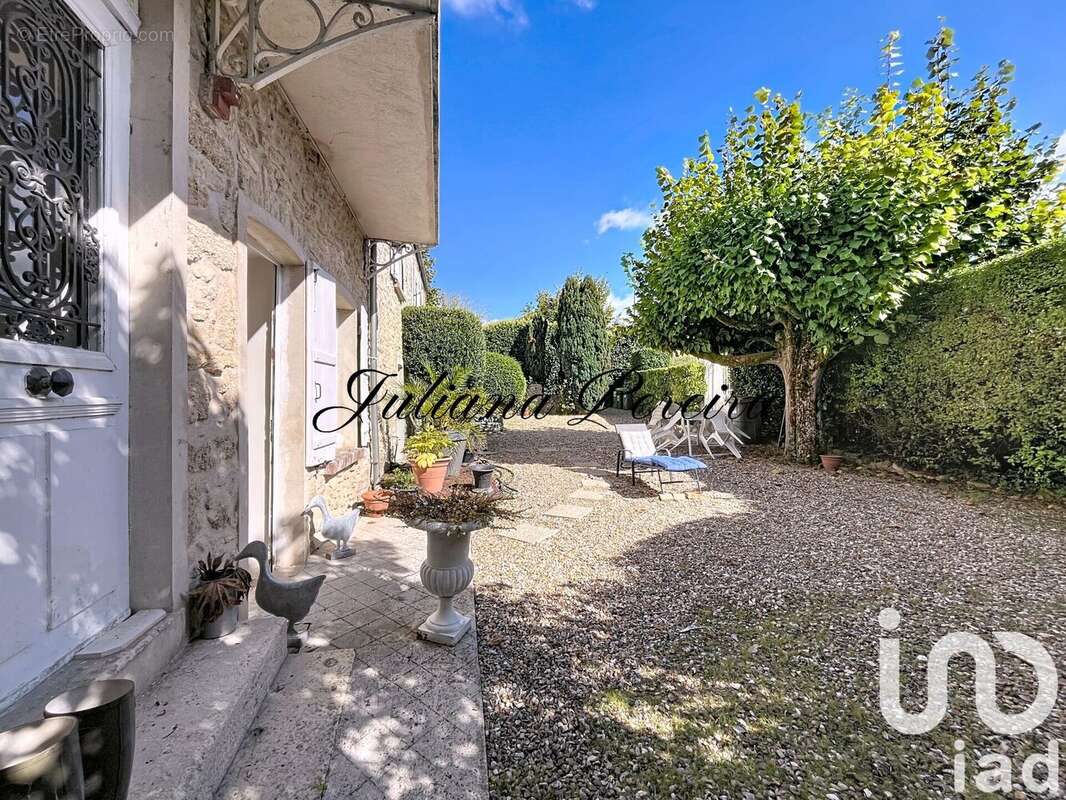 Photo 2 - Maison à AUBERGENVILLE