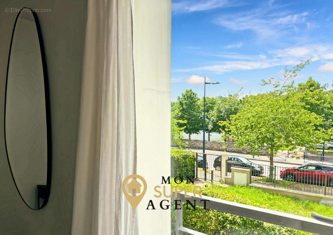 Appartement à DAMMARIE-LES-LYS