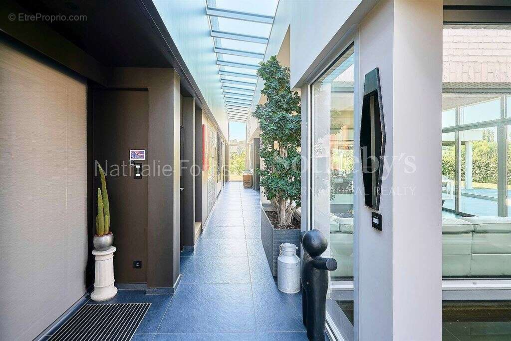 Maison d'architecte contemporaine  4 Chambres. - photo 2