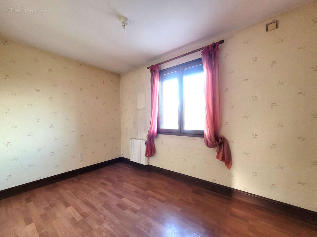 Maison à EPINIAC