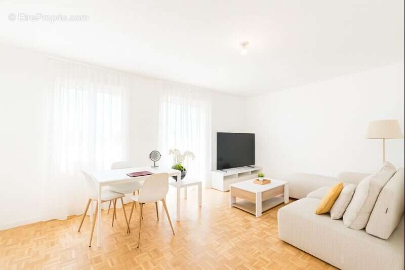 Appartement à MONDEVILLE