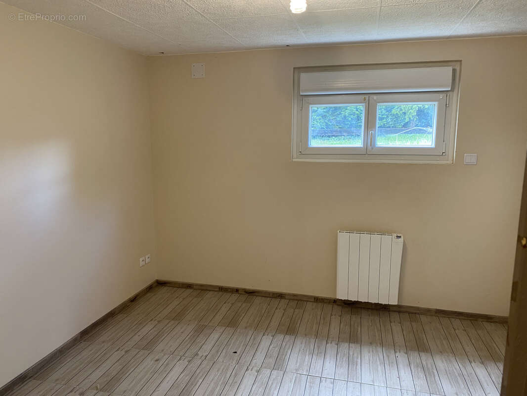 Maison à LE VAL-DAVID