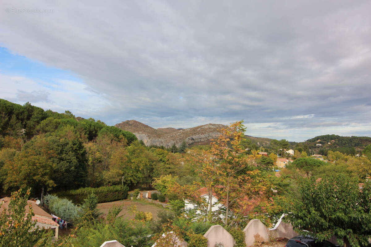 Maison de 210 m2. Terrain de 860 m2. - photo 15