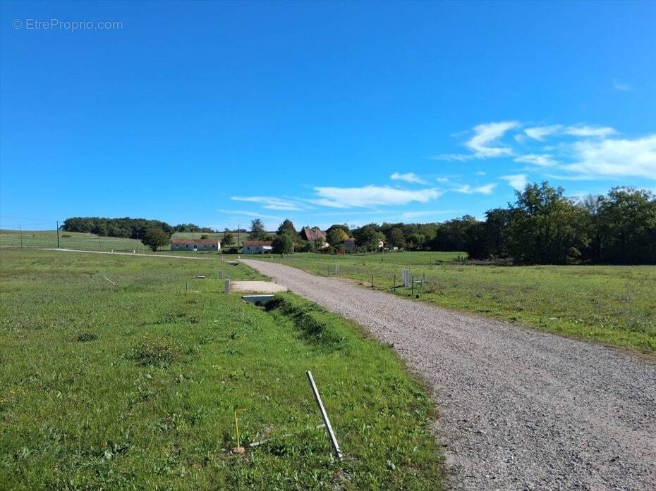 Terrain à RIBAGNAC