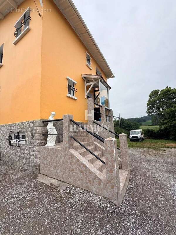 Harmon a vendre : Maison de rapport – Deux logements indépendants avec fort potentiel locatif - photo 16