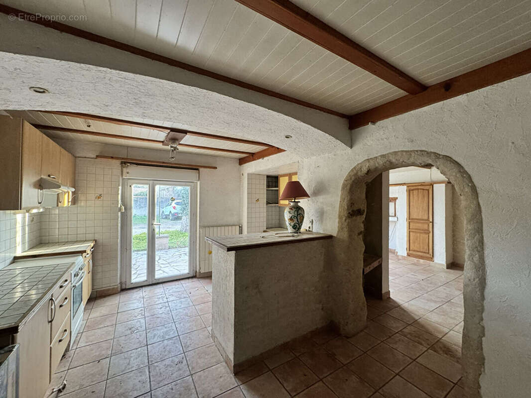 Maison à CHEVAL-BLANC