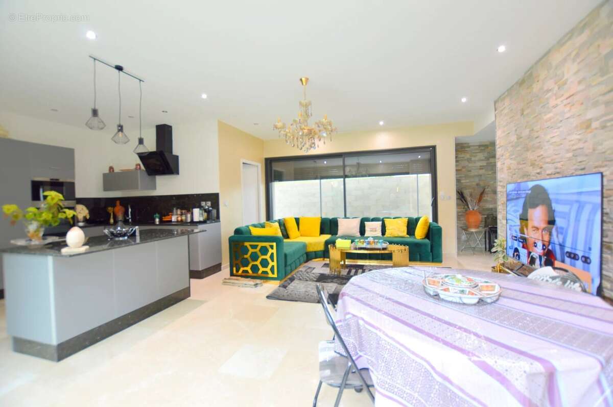 Villa T5 récente – 34160 Castries  – Jardin arboré, piscinable - photo 2