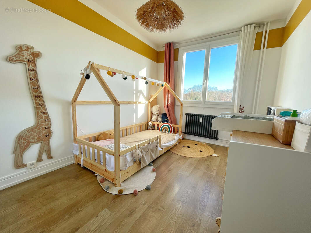 Appartement à SAINT-SYMPHORIEN-D'OZON