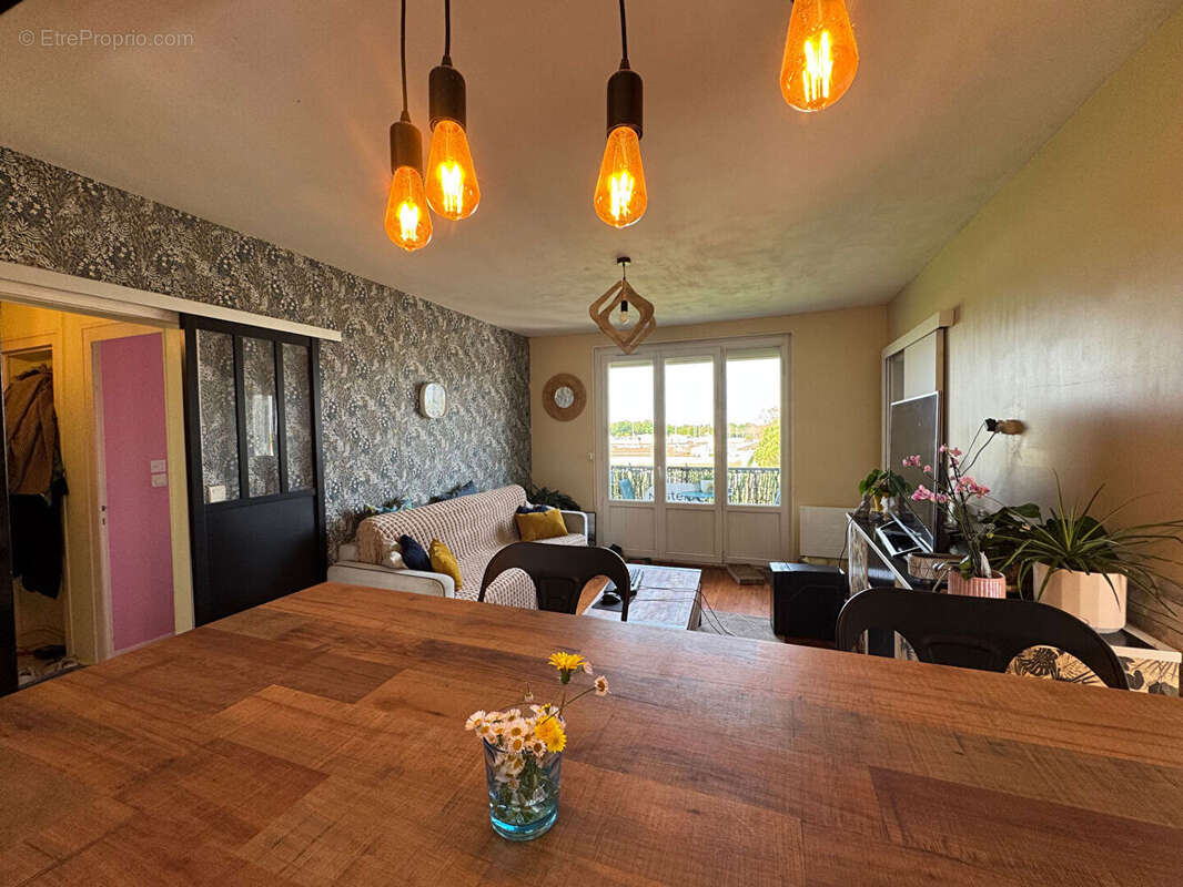 Appartement à TONNAY-CHARENTE