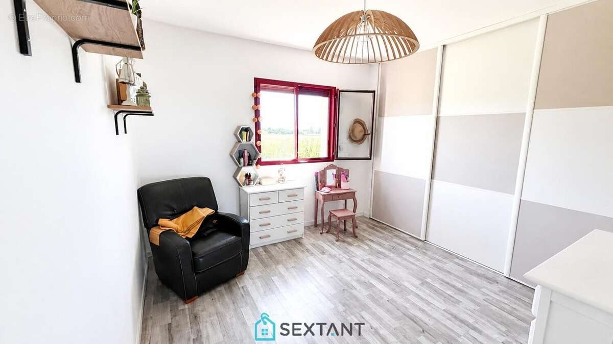 Maison contemporaine de plain-pied  250 m² habitables  terrain de 3 300 m²  dpe b - photo 8