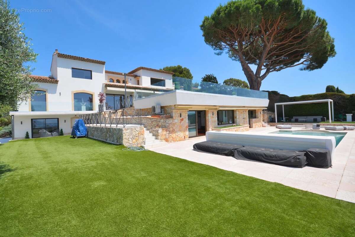 Maison à MOUGINS