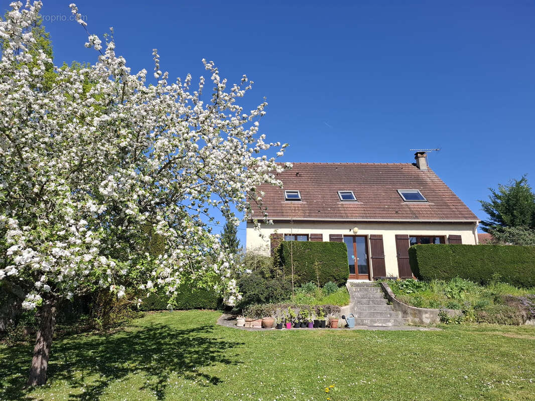 Maison à COULOMMIERS
