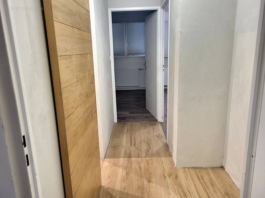 Appartement à NEUVILLE-SUR-SAONE