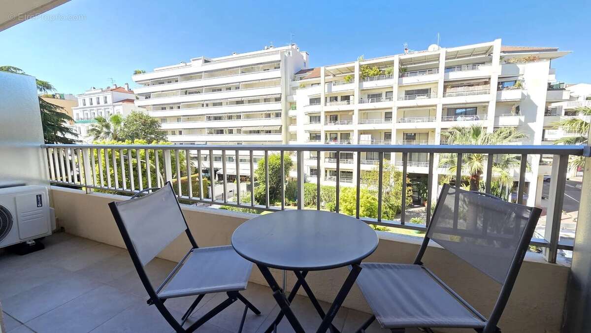 Appartement à CANNES