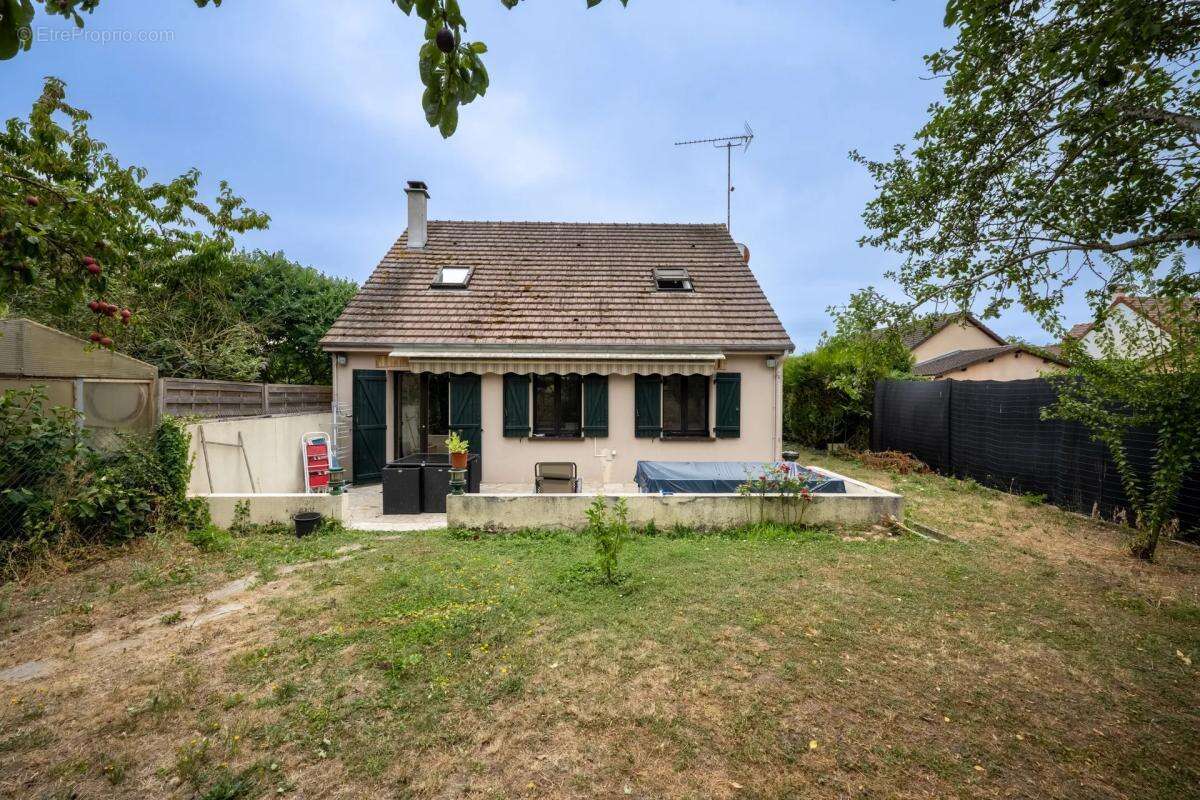 Maison de 6 pièces de 100 m² à Ézy-sur-Eure - photo 21