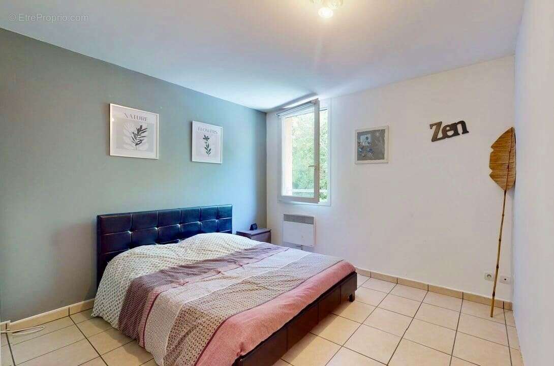 Maison à GENAY