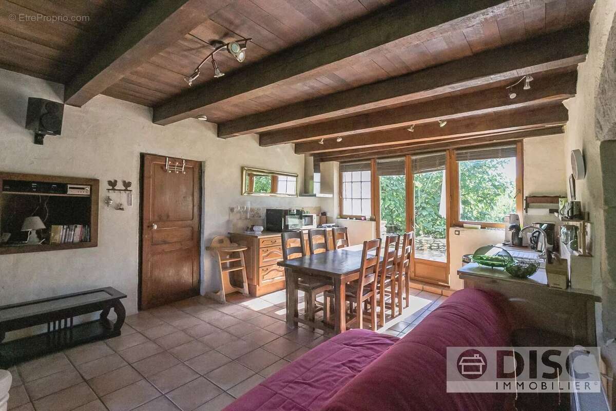 Maison à CASTELNAU-DE-MONTMIRAL