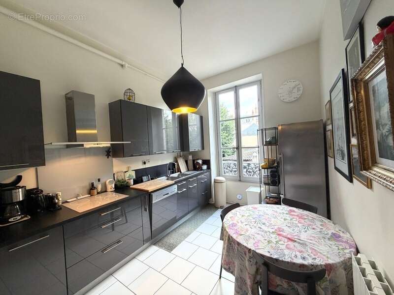 Appartement de caractère à vendre 5 pièces ORLEANS (45) - photo 4