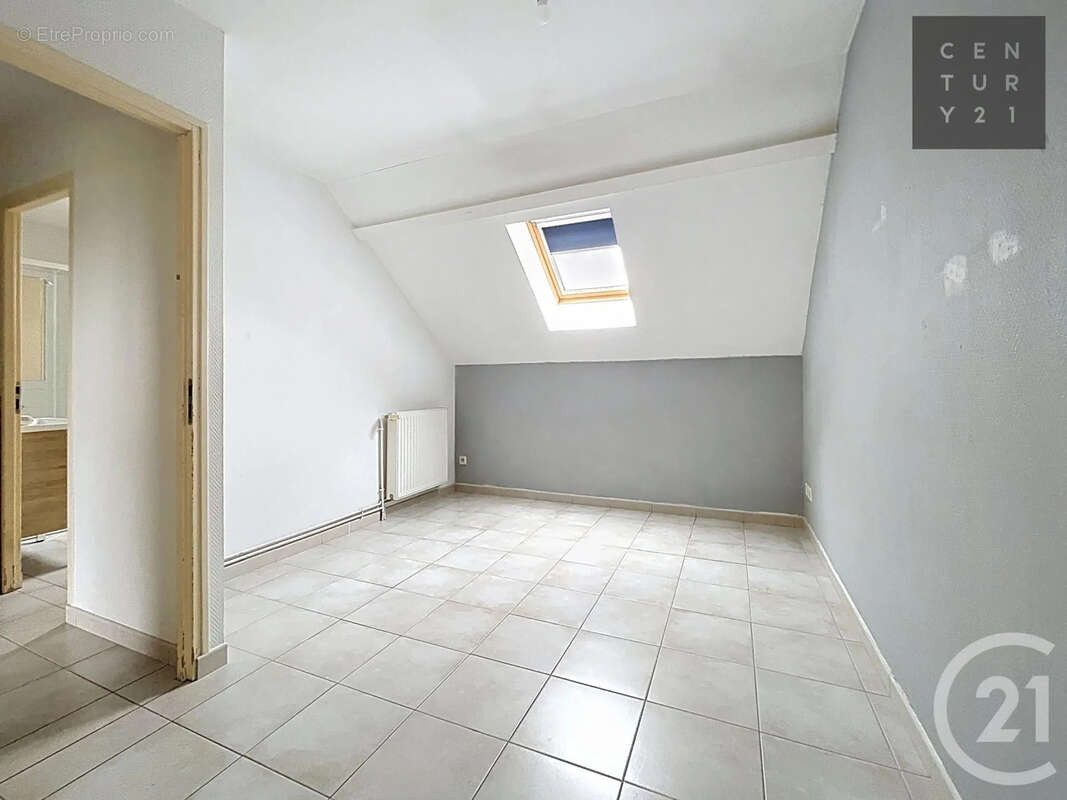 Appartement 88 m² à Saint-Andre-Les-Vergers  - photo 6