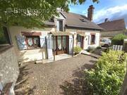 Maison à SAINT-MARTIN-DES-PEZERITS