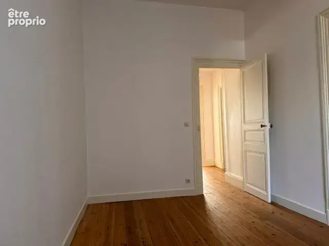 Appartement À Vendre - photo 3
