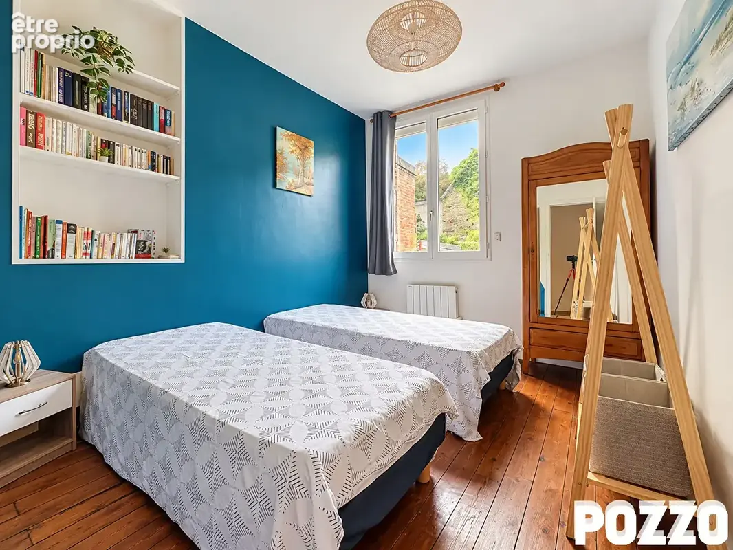 Maison de bourg en pierre entièrement rénovée, 3 chambres, terrasse, jardin, 600 m de la plage. - photo 6