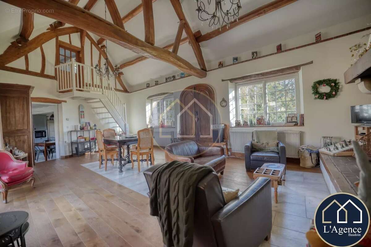 Maison à NOGENT-LE-ROI