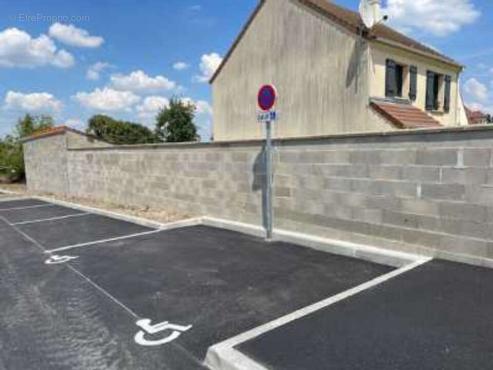 Terrain à LA CHAPELLE-GAUTHIER