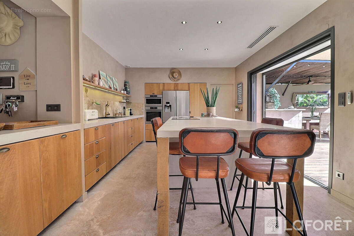 Maison Frejus 5 pièce(s) 162 m2 - photo 7