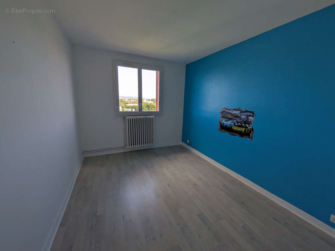 Appartement à PARON
