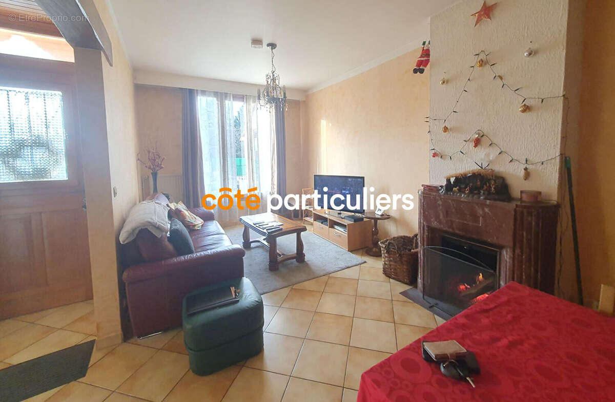 Maison à VILLENEUVE-LE-ROI