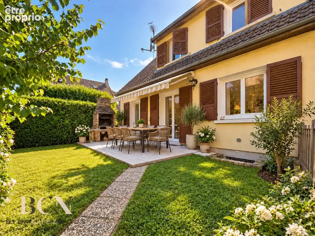 Maison à VILLAINES-SOUS-BOIS