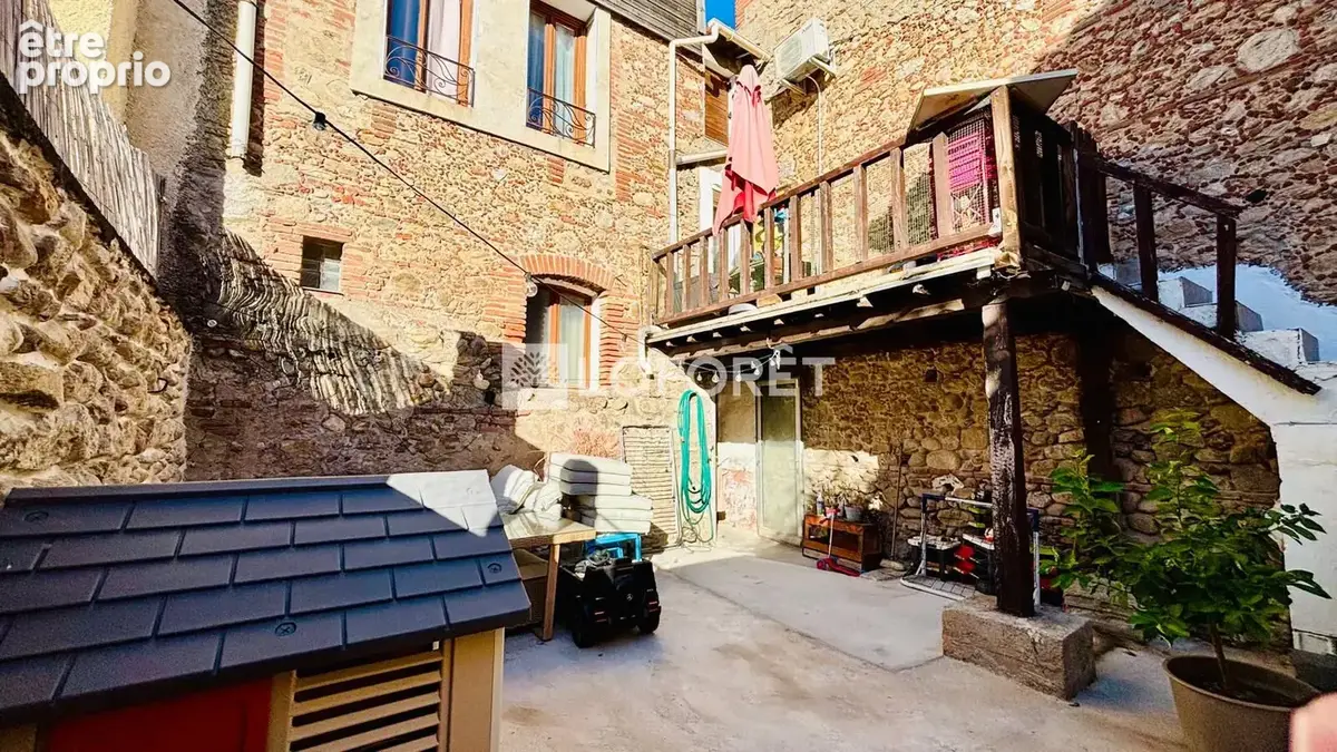 Elne - maison de village 2 faces avec garage et exterieur - photo 5
