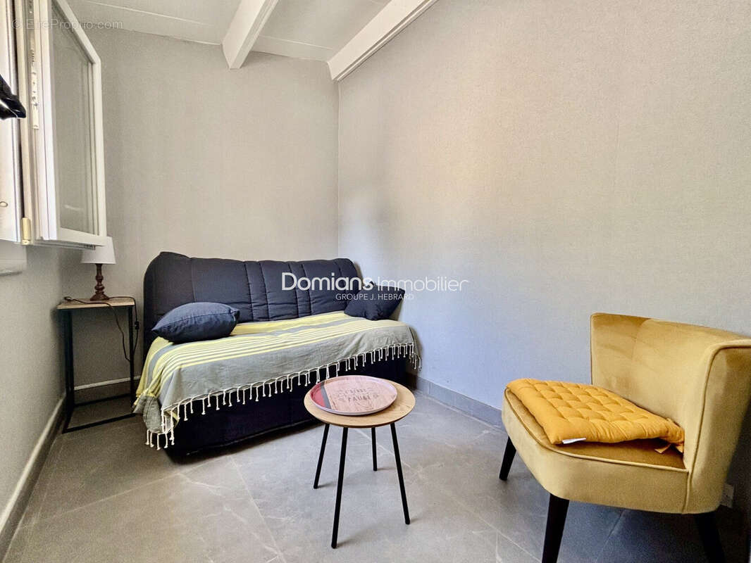 Maison 40 m² à Saint-Cyprien  - photo 9