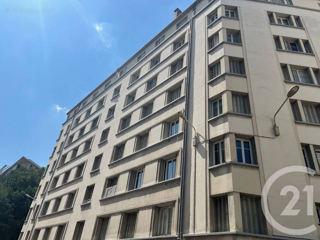 Appartement à LYON-7E