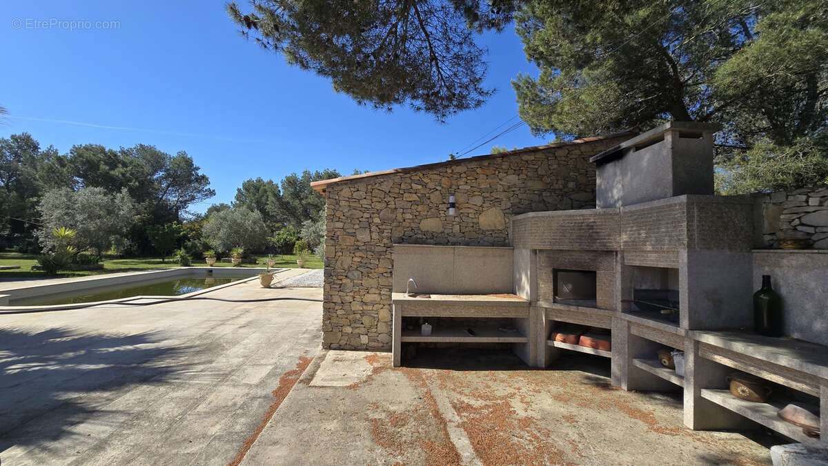Maison à NIMES