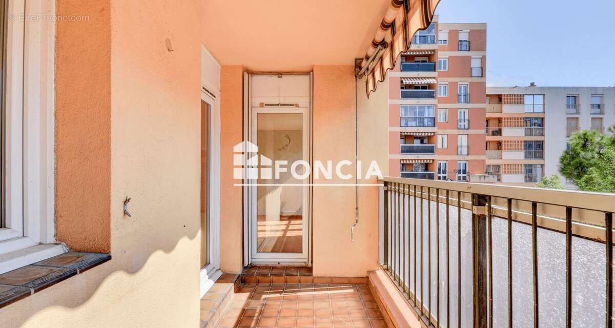 Appartement à MARSEILLE-10E