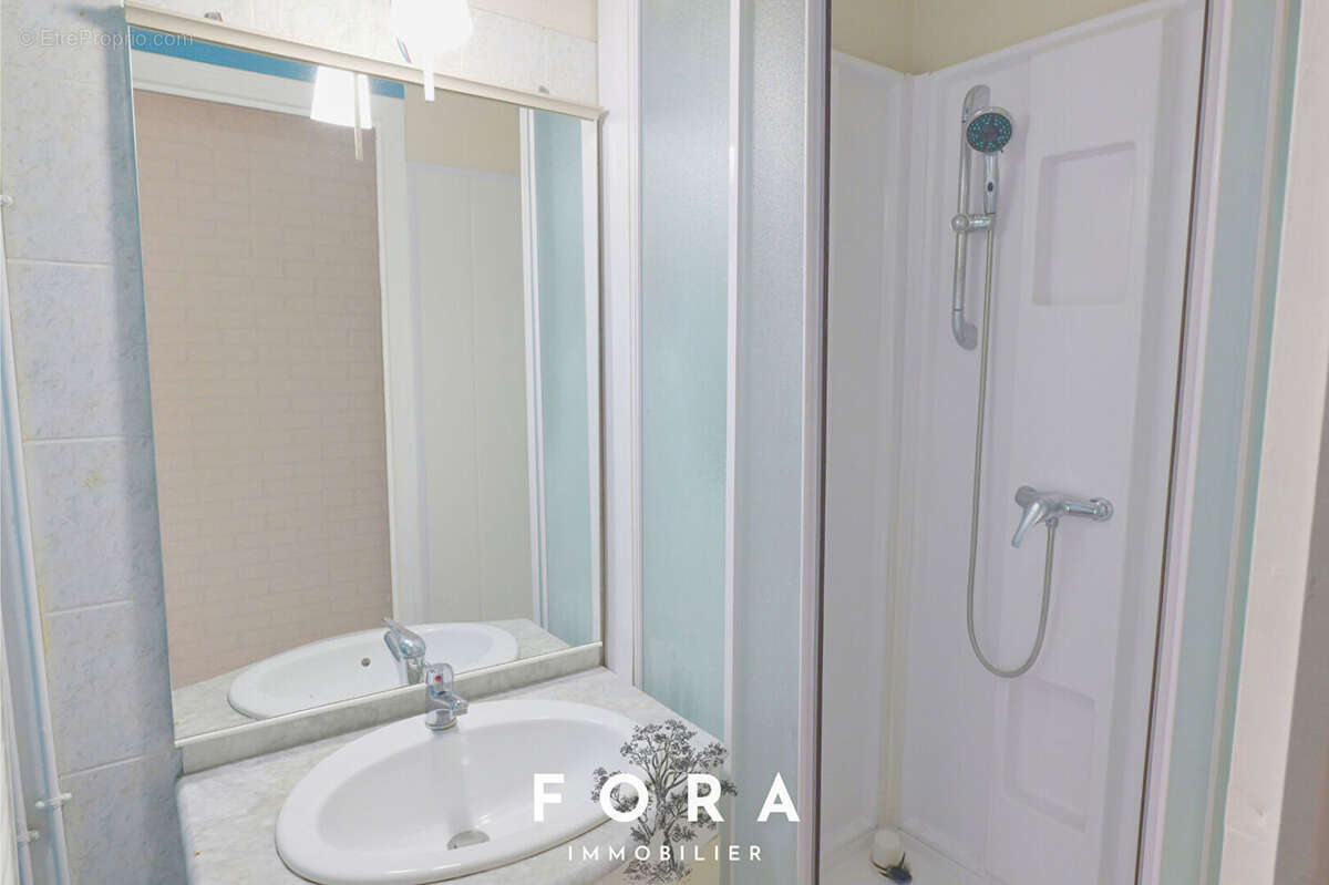 Appartement à CONDE-SUR-NOIREAU