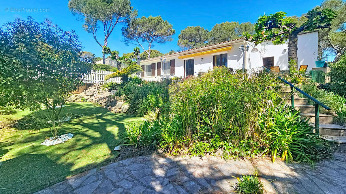 Villa de plain pied , au calme a la tour de mare - photo 2