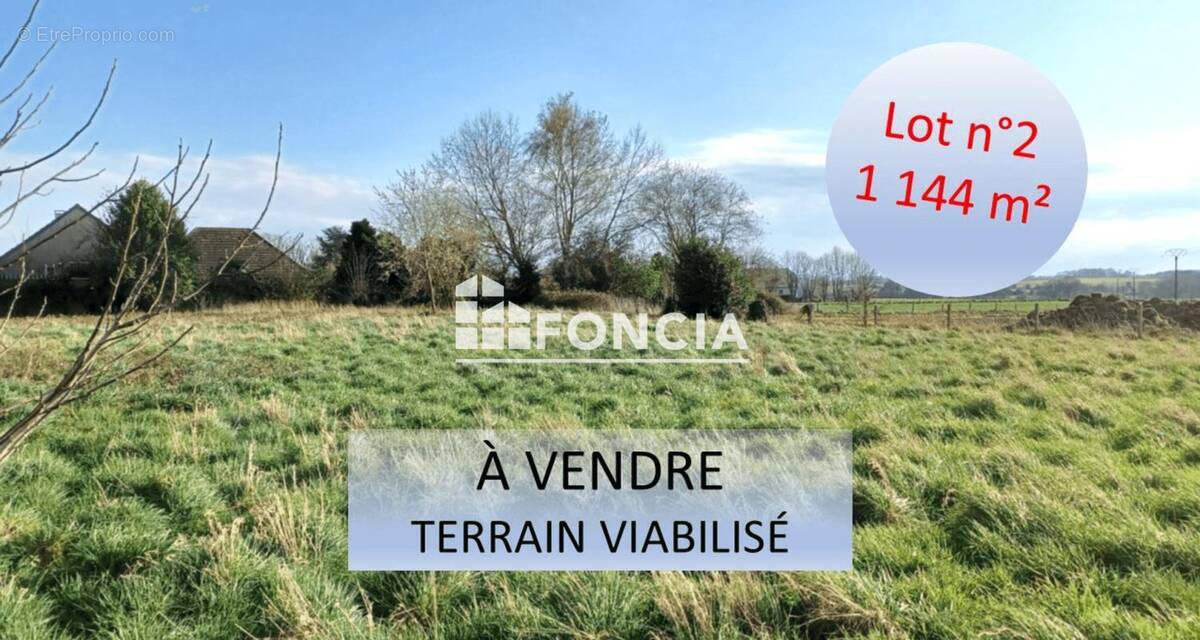 Terrain à FRESNE-LE-PLAN