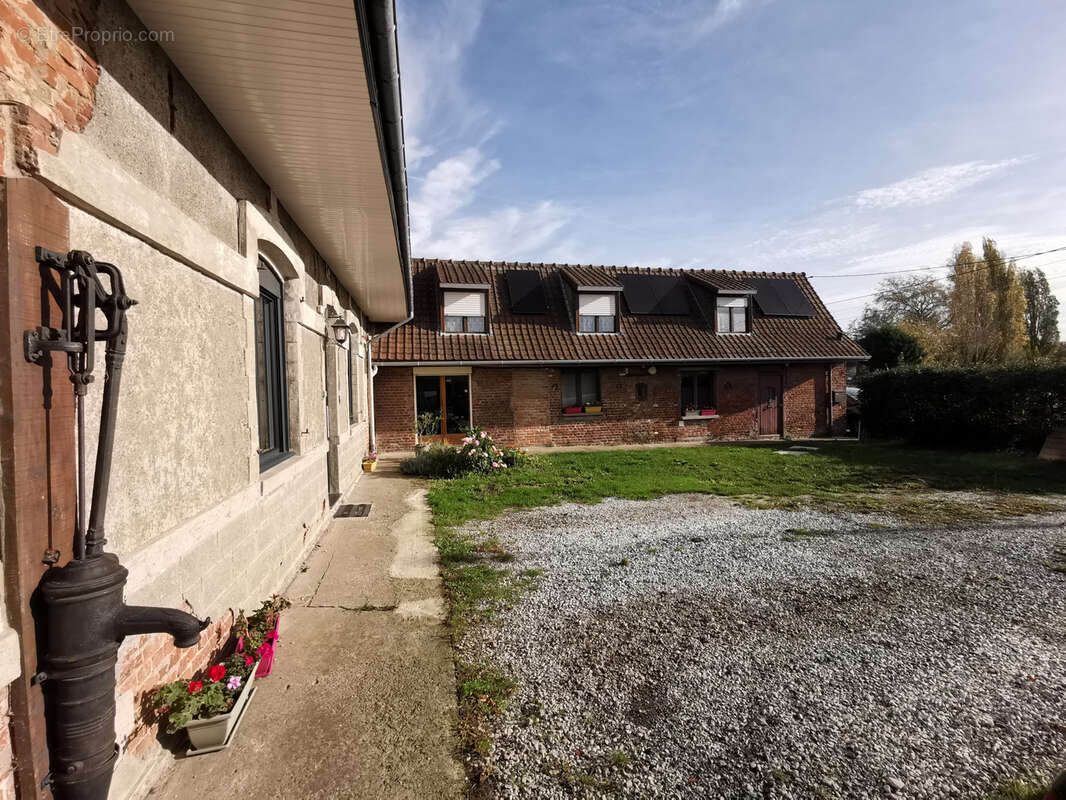 Maison à LA GORGUE