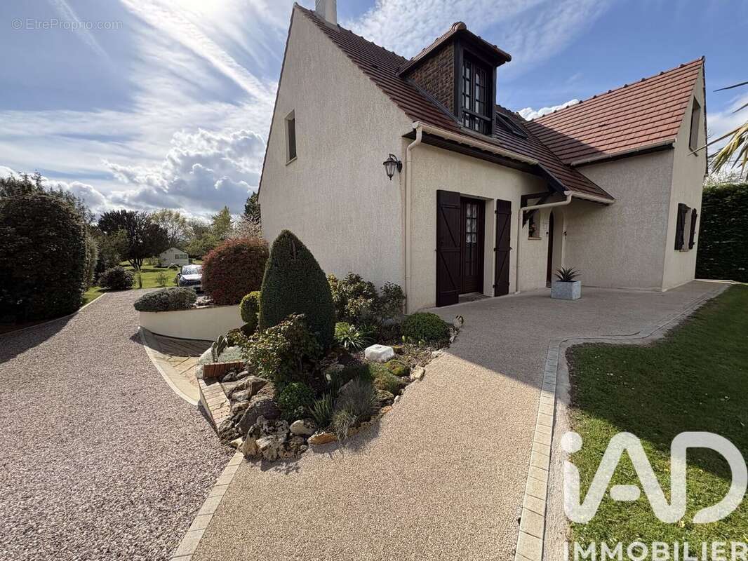 Photo 9 - Maison à SAINT-FARGEAU-PONTHIERRY