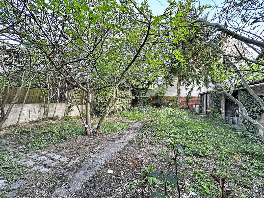 Maison 170m² à rénover centre ville et bords de marne - photo 16