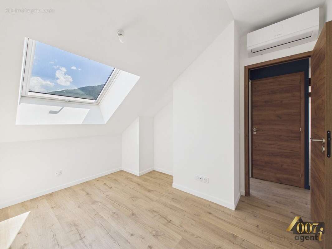 Appartement à ALBERTVILLE