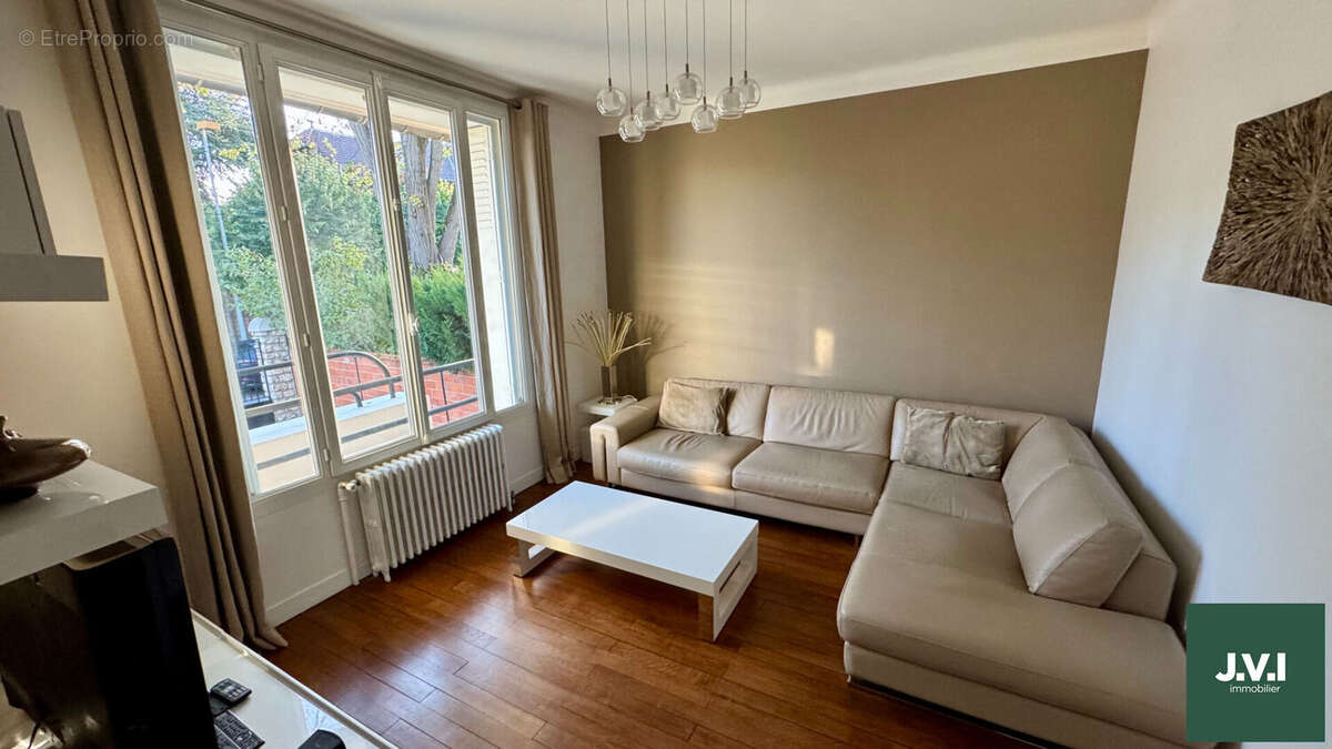 Maison à ENGHIEN-LES-BAINS
